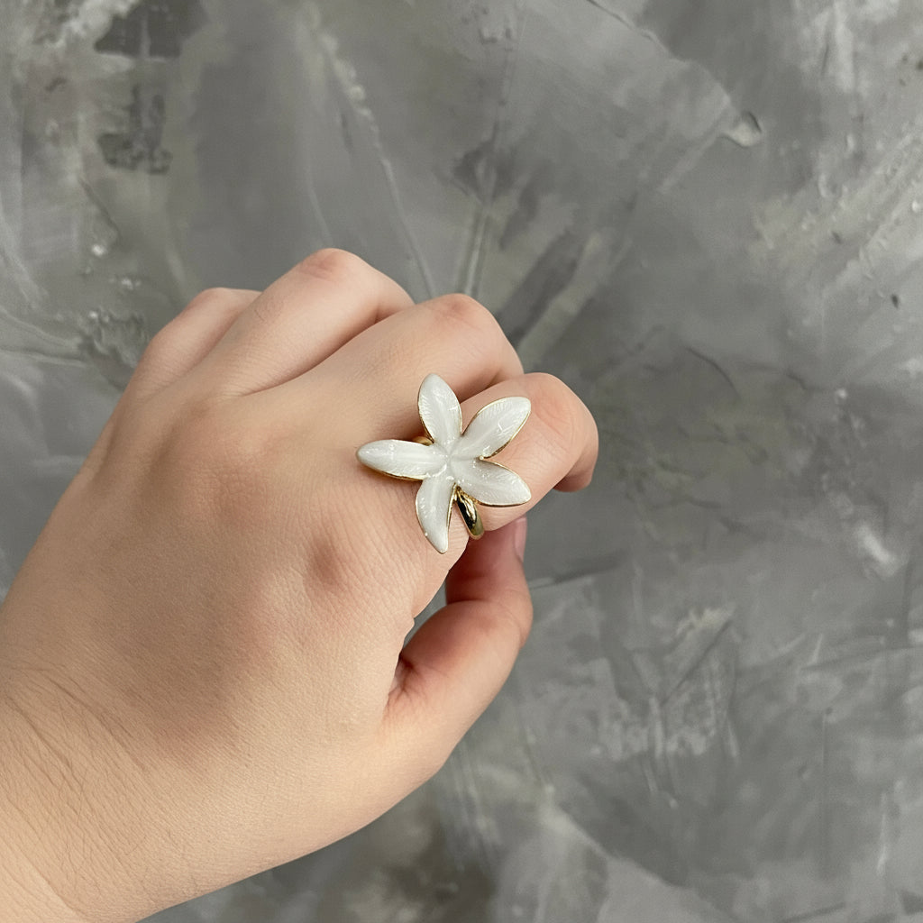 Blooming Ring