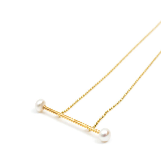 Balance necklace
