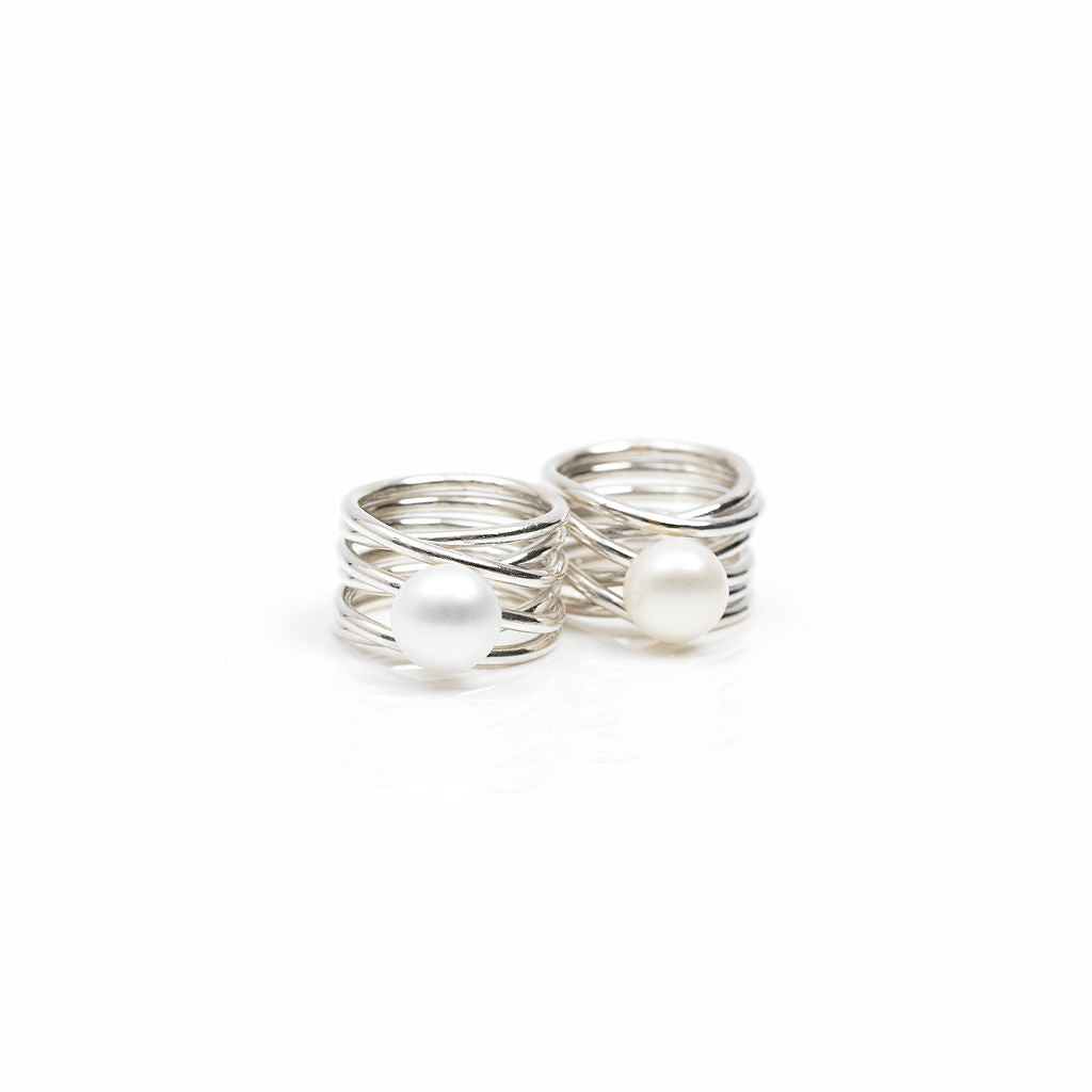 Crossed Ring
