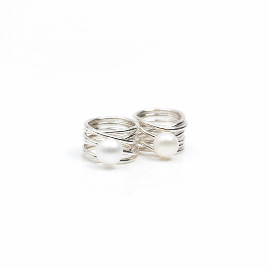 Crossed Ring