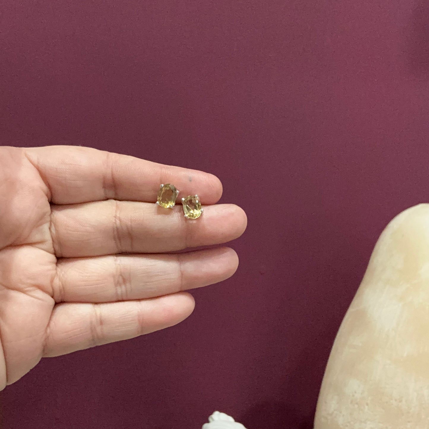 HONEY - ARITOS STUD