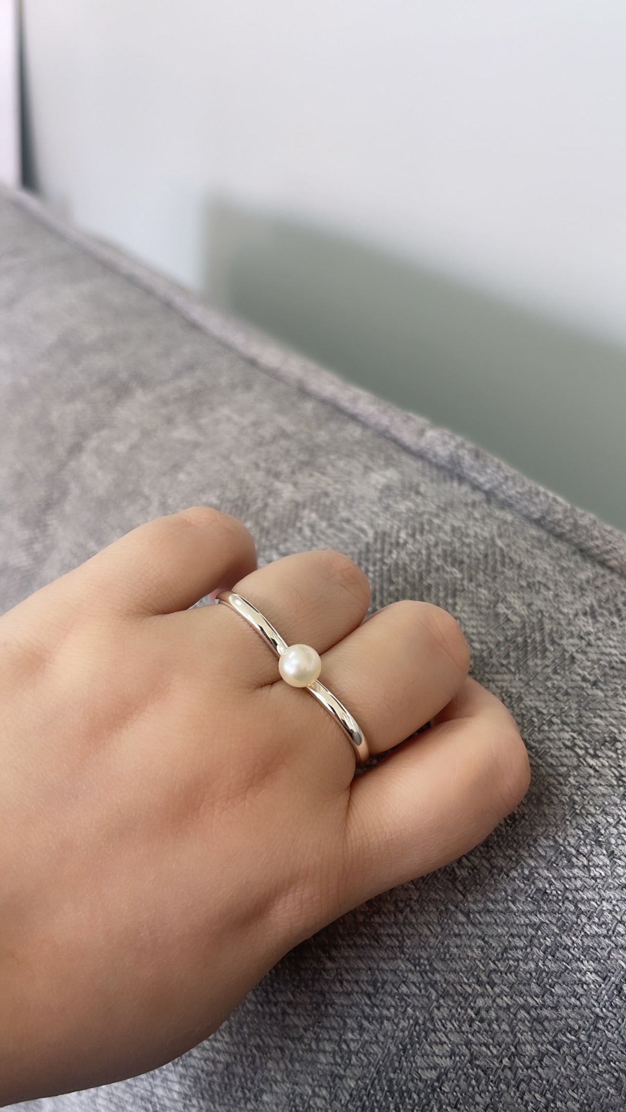 Modern Ring