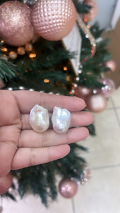 Baroque Pearls (Pin y Mariposa )