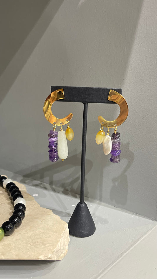 Dancing Gems